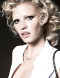 Lara Stone Sexy (10 Photos)