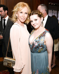 Abigail Breslin Cleavage (15 Photos)