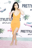 Kylie Jenner Sexy (20 Photos + Video)