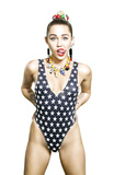 Miley Cyrus Sexy (6 Photos)