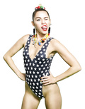 Miley Cyrus Sexy (6 Photos)