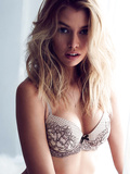 Stella Maxwell in Lingerie (26 Photos)