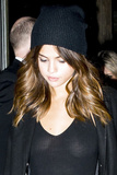 Selena Gomez Braless (12 Photos)