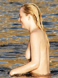 Dakota Johnson Topless (6 Photos)