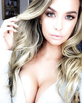 Emily Sears Sexy (25 Photos)