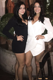 Ariel Winter Cleavage (9 Photos)