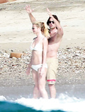 Gwyneth Paltrow in a Bikini (15 Photos)