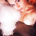 Miley Cyrus Topless (New Sexy Photo)