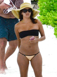 Eva Longoria in a Bikini (20 Photos)
