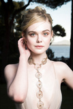 Elle Fanning Sexy (34 Photos)