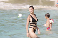 Bella Hadid Sexy (14 Photos)