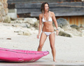 Myleene Klass in a Bikini (19 Photos)