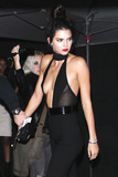 Kendall Jenner Braless (67 Photos)