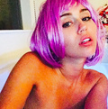 Miley Cyrus Sexy (4 Photos)