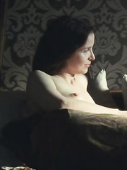 Julie Delpy ("An American Werewolf In Paris") NUDE