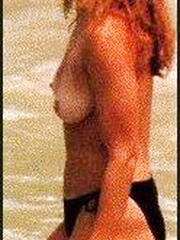 Cindy Crawford in the Bahamas