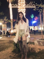 Victoria Justice sexy as hell