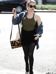 Emma Roberts flaunts her tiny tits