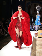 Isabeli Fontana runway in red at Moschino fashion show in LA - June 08, 2018