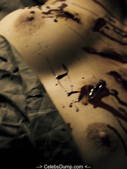 Helena Noguerra topless in La boite noire (2006)