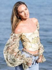 Candice Swanepoel - 76th Venice Film Festival photocall - August 27, 2019