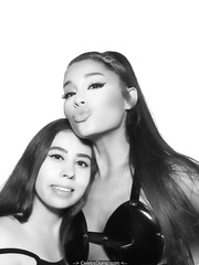 Ariana Grande - Sweetener World Tour Meet  Greet in Phoenix - May 14, 2019