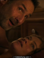 Anne Suarez sexy and topless in Pupille (2018)