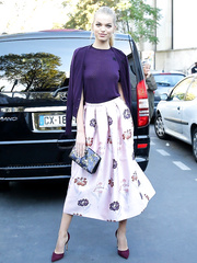 Daphne Groeneveld Braless (10 Photos)