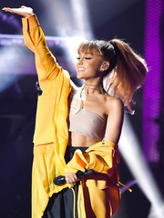 Ariana Grande Pokies (3 Photos)