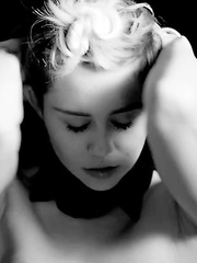 Miley Cyrus Sexy for Porn Festival! (18 Photos)