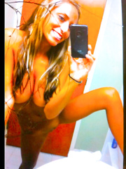 Lindsey Duke Hot (4 Photos)