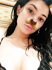 Kylie Jenner Selfies (4 Photos)