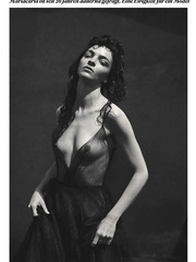 Mariacarla Boscono See Through (2 Photos)