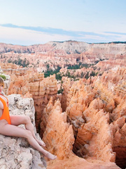 Sara Jean Underwood Sexy (4 Photos)