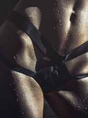 Julia Lescova in Micro Bikini (10 Photos)