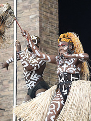 Grace Jones Topless (3 Photos)