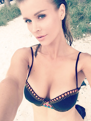Joanna Krupa in a Bikini (8 Photos)