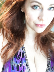 Maitland Ward Cleavage (2 Photos)