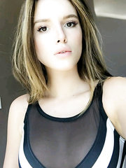 Bella Thorne Selfies (4 Photos)