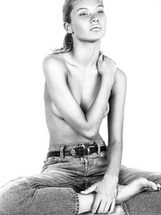 Josie Canseco Topless (6 Photos)