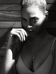Beyonce Sexy (13 Photos)