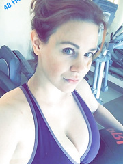 Maitland Ward Sexy (2 Photos)