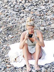 Nicky Hilton Upskirt (10 Photos)