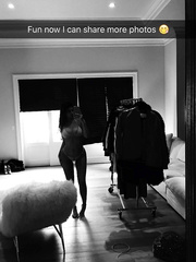 Kylie Jenner Sexy (3 Photos)