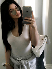 Kylie Jenner See Through (1 New Photo)