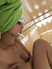 Bai Ling Hot& Sexy (8 Photos)
