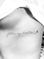 Sarah Hyland Tit (1 Photo)