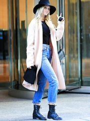 Elsa Hosk Braless (11 Photos)