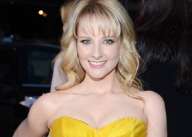 Melissa Rauch Nude Videos - Celebs Roulette Tube