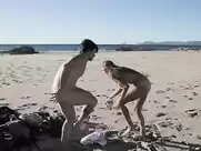 Eva García-Vacas, Marta Castellote - La cueva (2014)